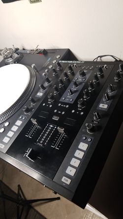 Traktor Z2 mixer
