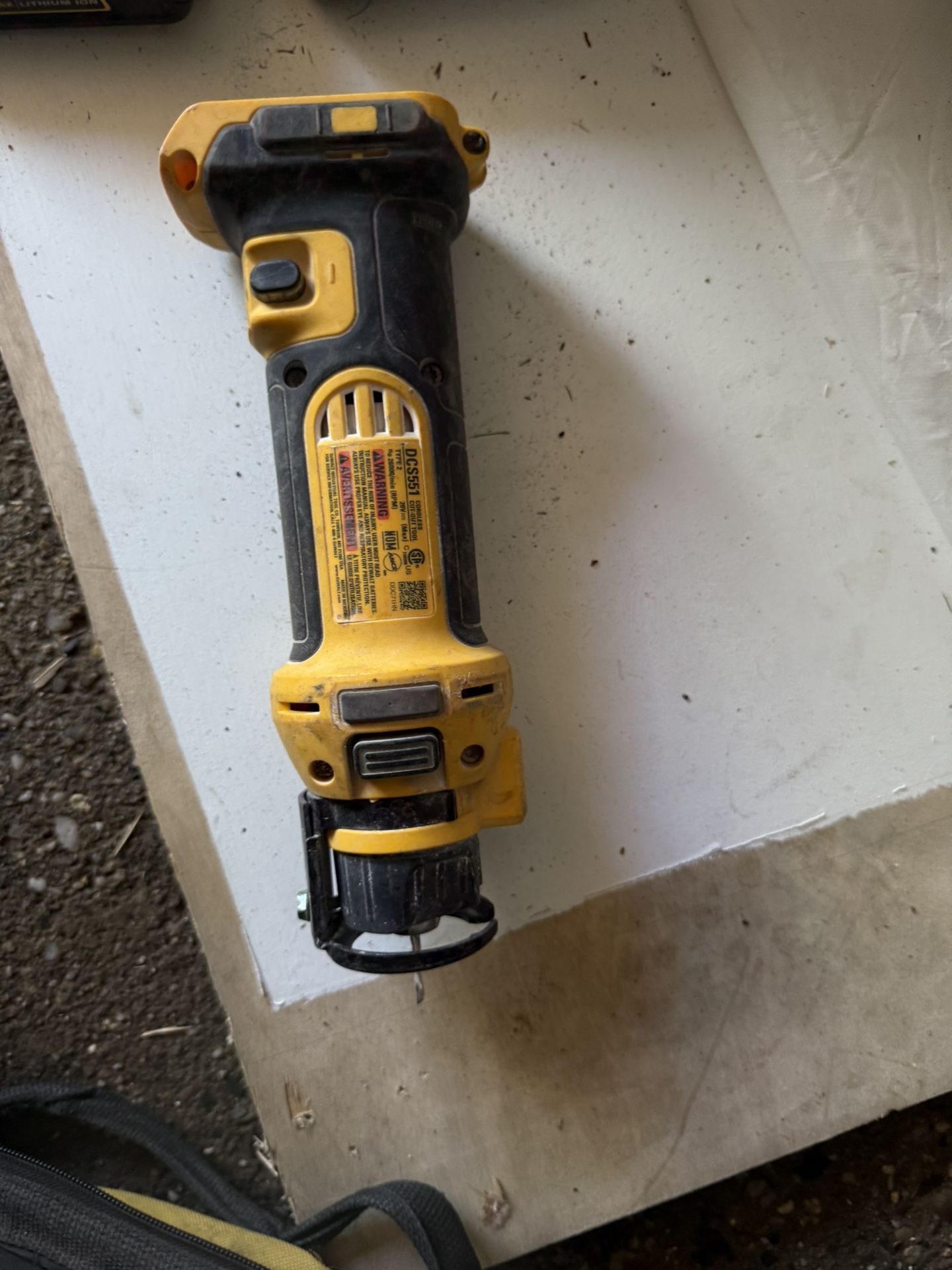 Dewalt Cut Out Tool