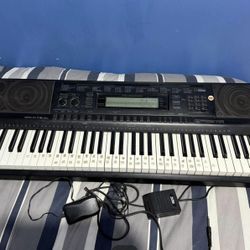 🎹 Casio WK-500 Keyboard – 76 Keys + Sustain Pedal 🎶