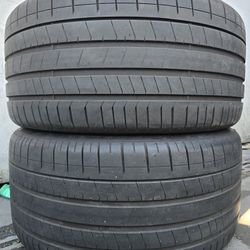 (2) 325 30 23 Pirelli Tires 