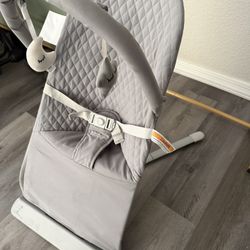 Nuby Bouncer 