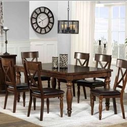 Moving Sale - Intercon Kingston 7 Pc Dinning Room Set