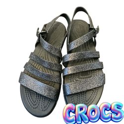 Crocs like a new sandals size 6 ❤️❤️032126 M17