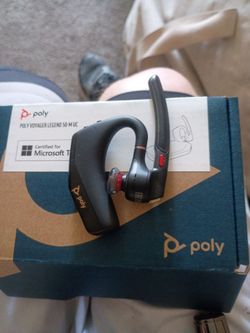 Poly Voyager Legend Ear Phone