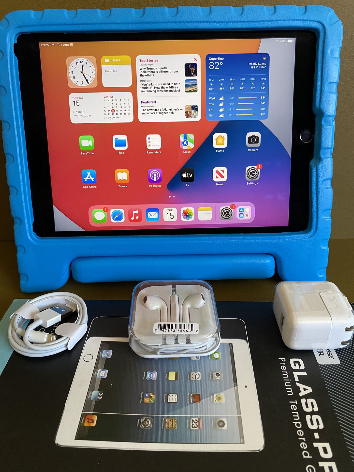 64GB / 32GB / 16GB Apple IPad Air 2 (9.7” Retina / Touch ID / iOS 15) with kids case, glass & Accessories (Youtube / zoom / Roblox etc supported)