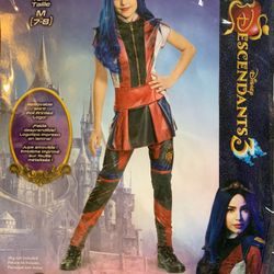 The Decedents Evie