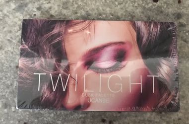 Twilight 18 color eyeshadow palette