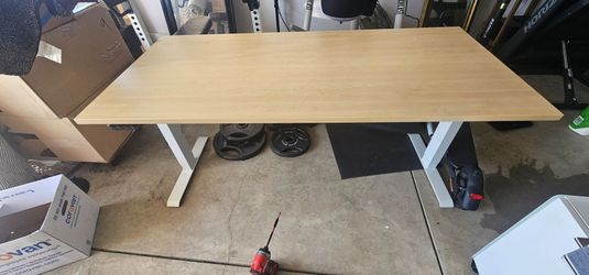 Height Adjustable table