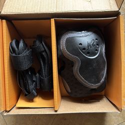 K2 skate skateboarding knee pad and wrist guards size M