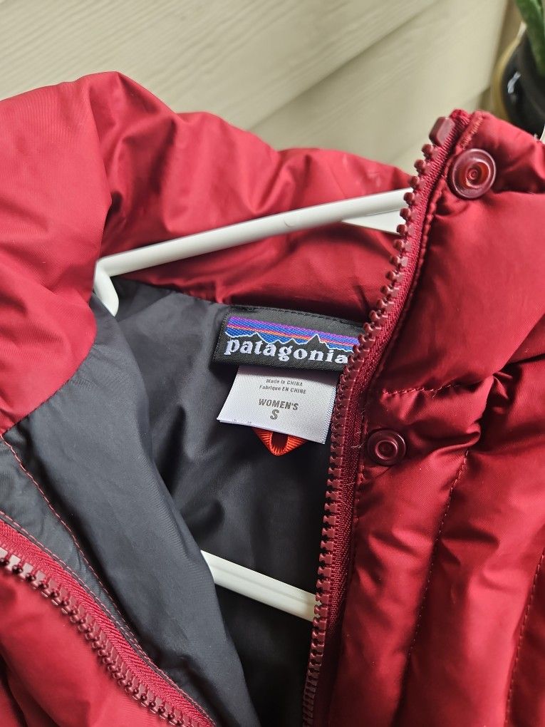 Patagonia Puffy Jacket For Women's Size S