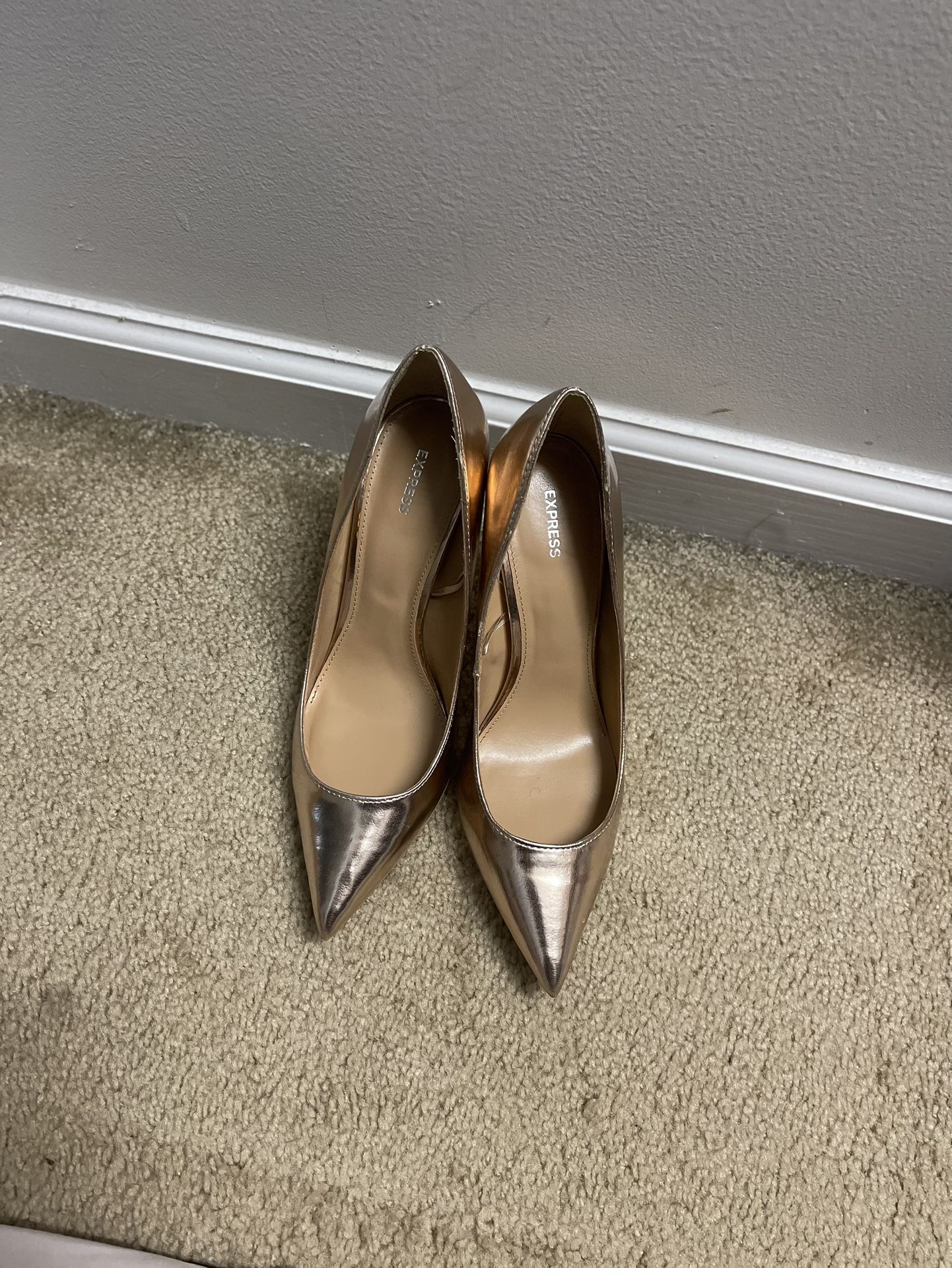 guess rose gold heels