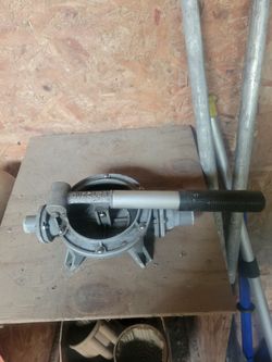 Guzzler utility hand pump