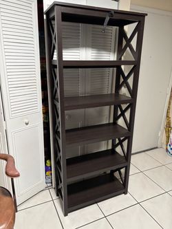 Elegante mueble de Madera 72”