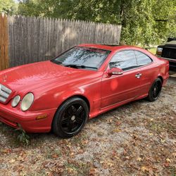 2001 Mercedes Benz CLK 430 For Parts Only