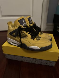 Jordan 4 Lightning