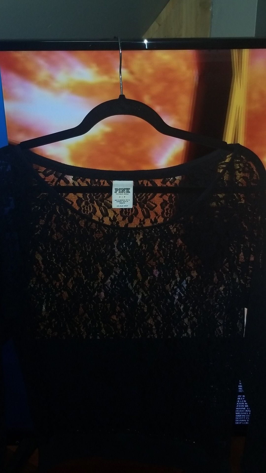 Pink long sleeve lace shirt black