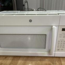 GE over the range microwave,everything is working good and good condition.