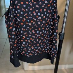 Women's Clothes 