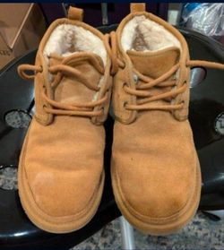 UGG Neumel Chukka Boot Chestnut Tan (Size 8)