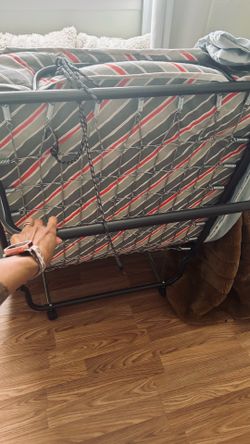 Rollaway bed