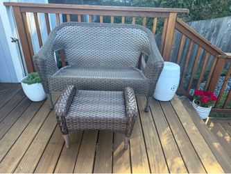 Outdoor wicker set