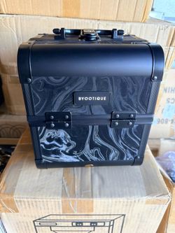 Byootique Cube Makeup Box