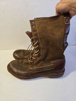 Frye Mens Owen Boots Brown Size 10.5 Good Condition. Laces are frayed at ends