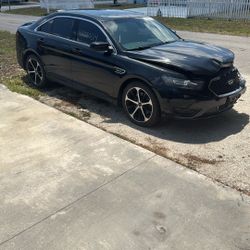 2015 Ford Taurus