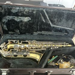 Yamaha Jas 23 Saxophone 