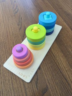 Lovevery Twist & Pivot Pattern Puzzle