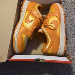 Nike Dunks “Magma”