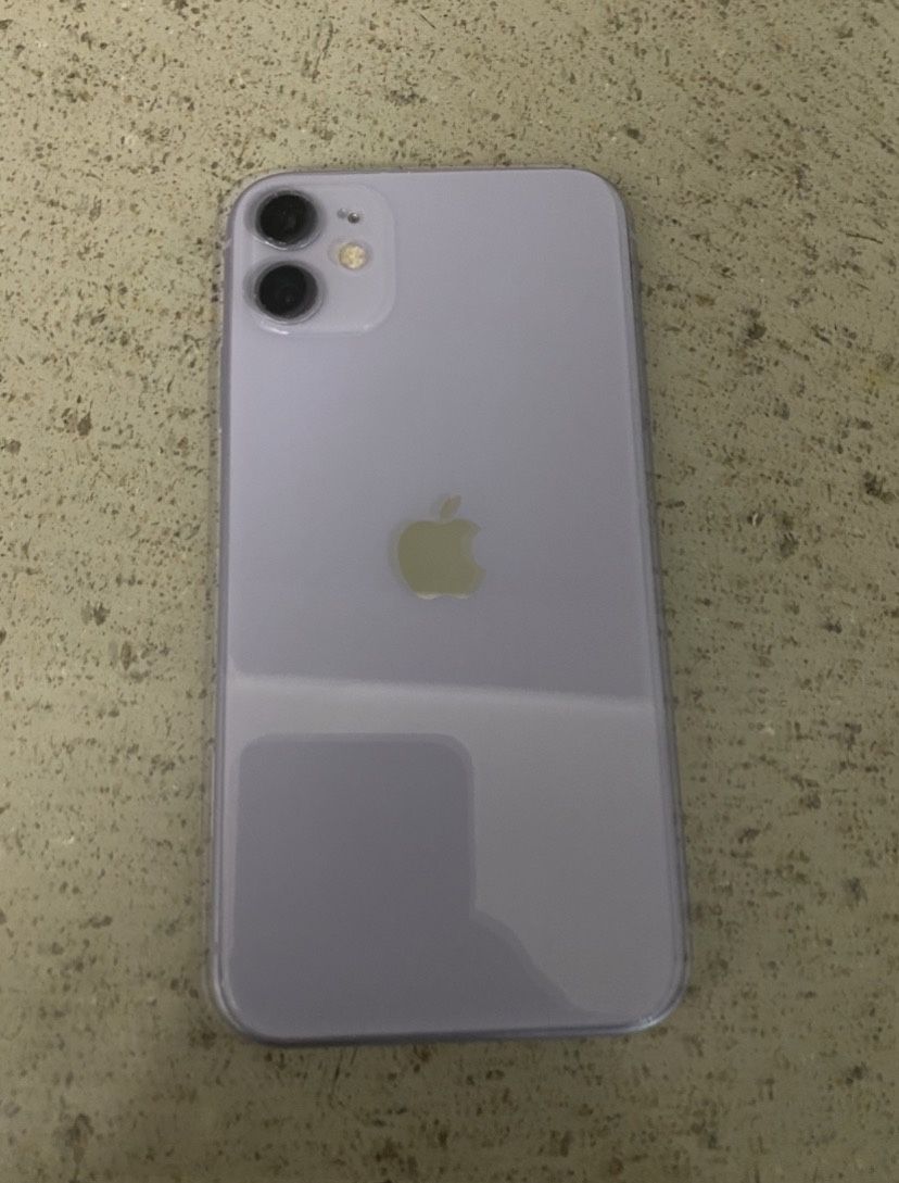 iPhone 11 U Locked Mint Condition 