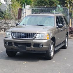 2005 Ford Explorer