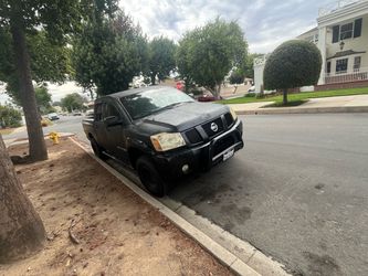 Nissan  titan 2005