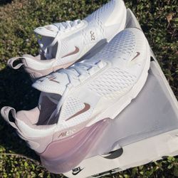Nike W Air Max 270