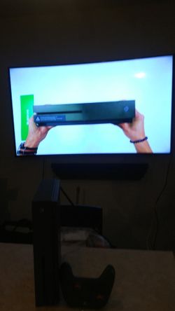 Xbox one s 1TB T.V. Samsung Curve 65 hinches$900