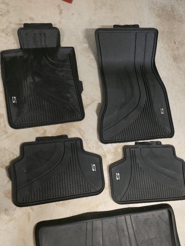BMW OEM 5 Series Sedan ALL WEATHER FLOOR MATS and CARGO mat