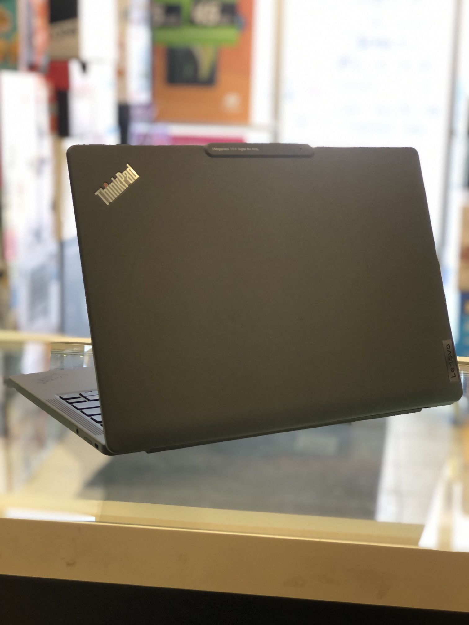 Lenovo Thinkpad X13s