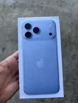 Brand new iPhonee 18 pro max Glacier
