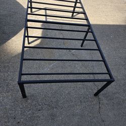 Twin Size Platform Bed Frame