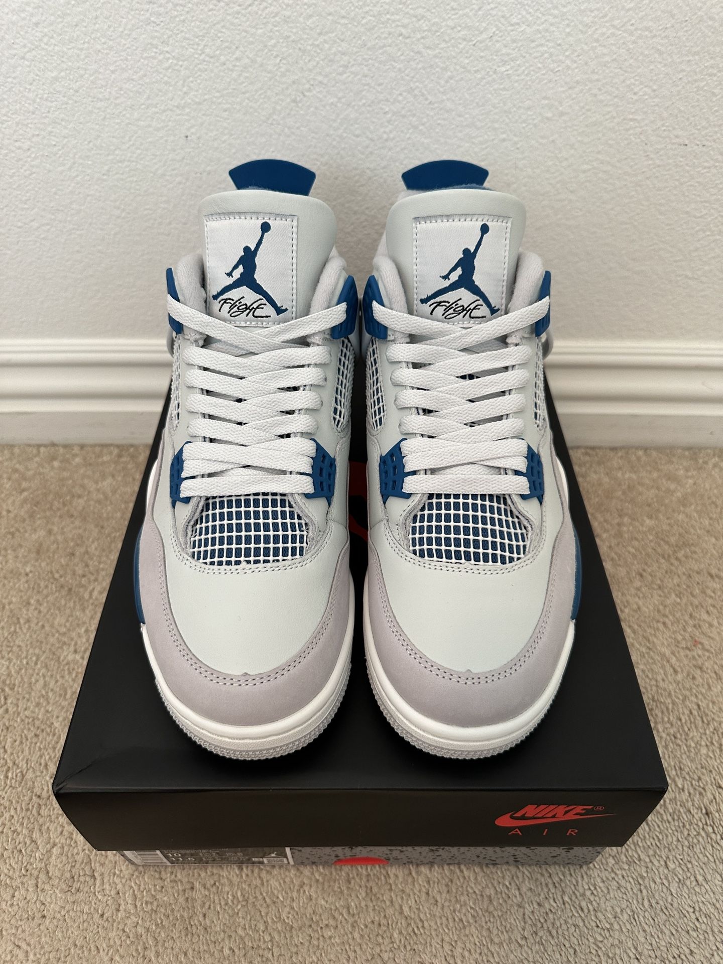 Jordan 4 “Military Blue” Size 10 Mens