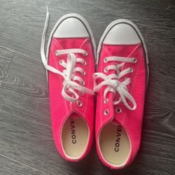 Pink Converse W: 8.5 M:6.5