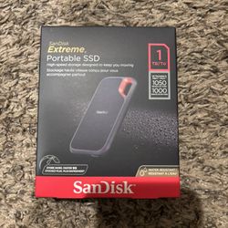 New SanDisk 1TB Extreme Portable SSD - Up to 1050MB/s. Shoot Me Offer!!
