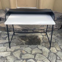 New Black and White Computer Desk