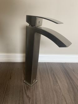 Single Level High Basin Fauset