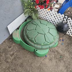 Turtle Sandbox
