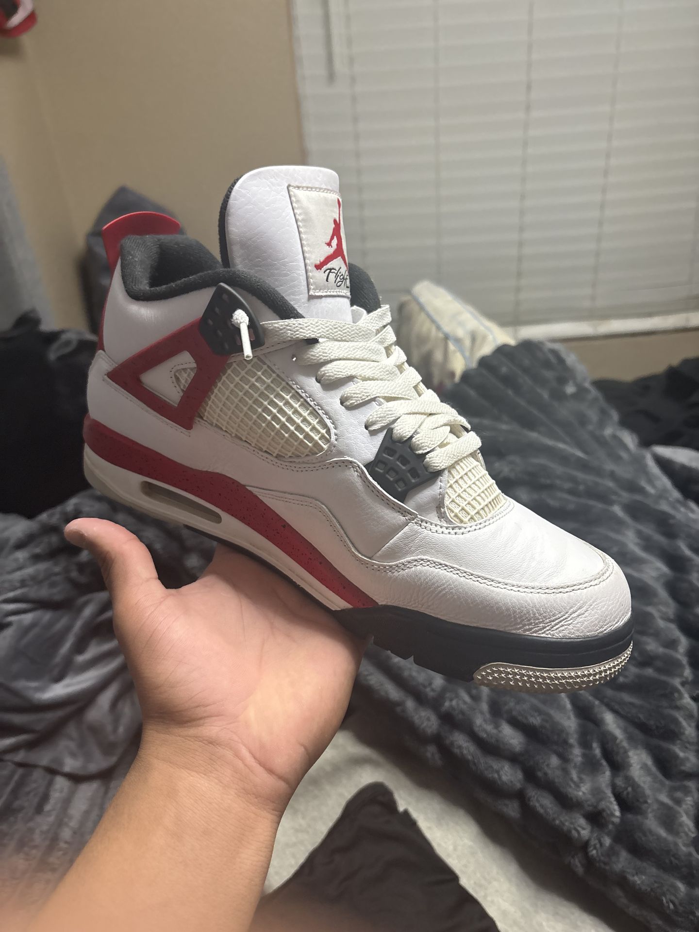 Jordan 4