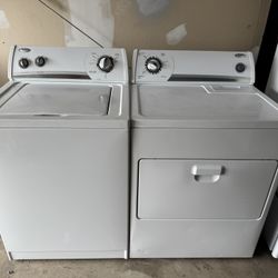 Whirlpool Washer And Dryer Set 