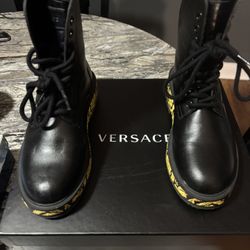 Girls  Versace Boots Size 34