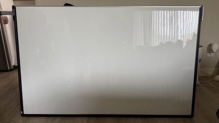 Foldable whiteboard 60 x 48”